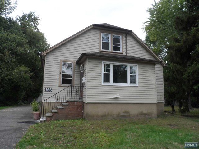 166 Howland Ave, Paramus, NJ 07652 photo 1