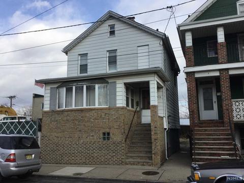 216 Washington Ave, Hackensack, NJ 07601 photo 1