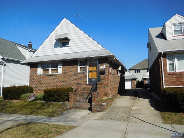 299 Maple Ave, Wallington, NJ 07057 photo 1