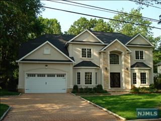 225 Addison Pl, Paramus, NJ 07652 photo 1