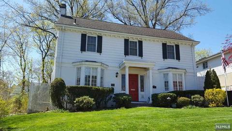 365 Anderson St, Hackensack, NJ 07601 photo 1
