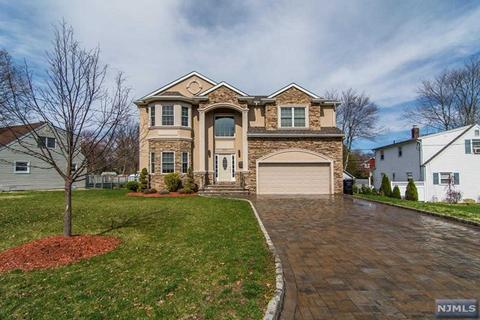 203 Coombs Dr, Paramus, NJ 07652 photo 1