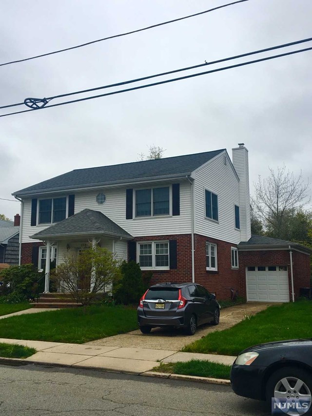 166 Catalpa Ave, Hackensack, NJ 07601 photo 1