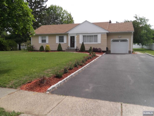 12 Brandywine Rd, Wayne, NJ 07470 photo 1