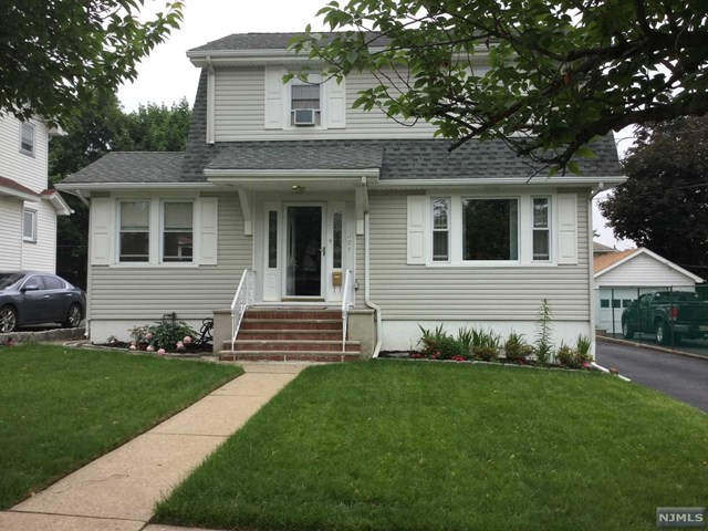 321 Sutton Ave, Hackensack, NJ 07601 photo 1