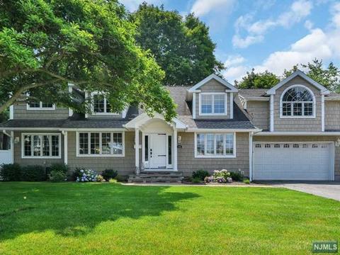 16 Chapel Pl, Wayne, NJ 07470 photo 1