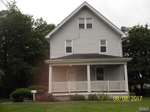 241 Hamilton Pl, Hackensack, NJ 07601 photo 1