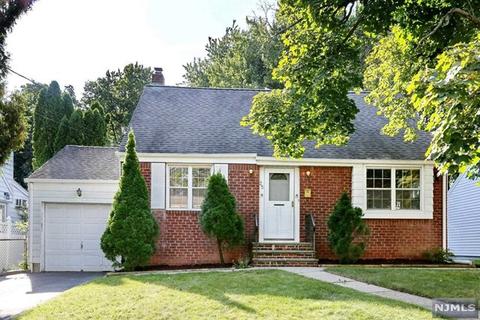 25 Cambra Rd, Waldwick, NJ 07463 photo 1