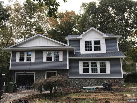 11 Shelby Ct, Paramus, NJ 07652 photo 1