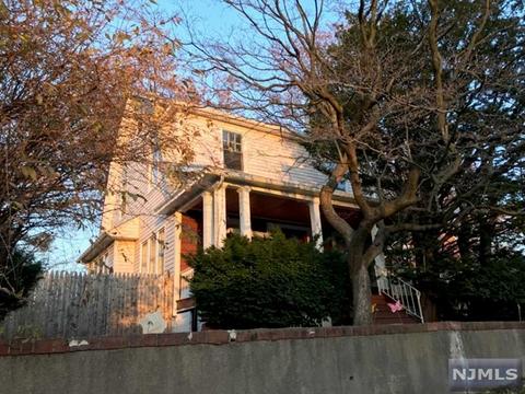 412 Thompson St, Hackensack, NJ 07601 photo 1