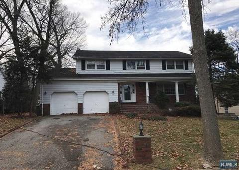 371 Valley View Ave, Paramus, NJ 07652 photo 1