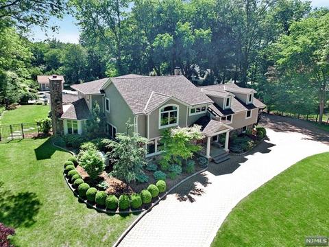9 Everett Rd, Demarest, NJ 07627 photo 1