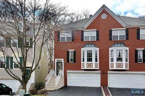 75 Bobolink Ct, Wayne, NJ 07470 photo 1