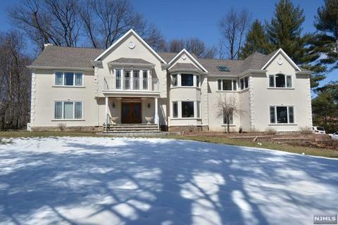 7 Golfview Dr, Upper Saddle River, NJ 07458 photo 1