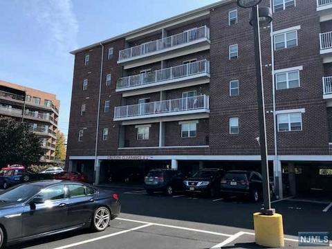 39 Union St #209, Hackensack, NJ 07601 photo 1
