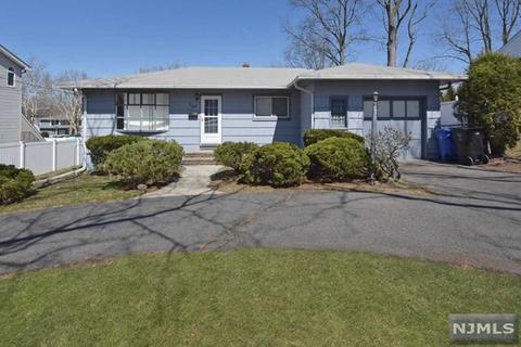 143 E Midland Ave, Paramus, NJ 07652 photo 1
