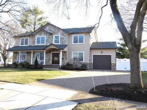 733 Myrna Rd, Paramus, NJ 07652 photo 1