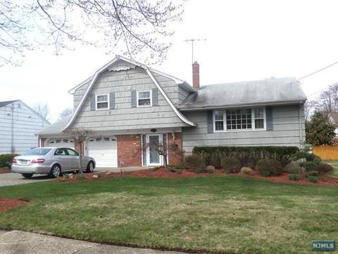 261 Beechwood Dr, Paramus, NJ 07652 photo 1