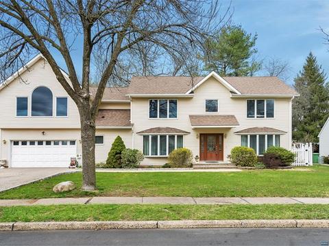 733 Reeder Rd, Paramus, NJ 07652 photo 1