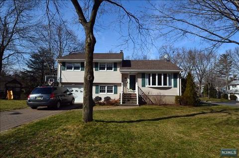 14 Wright Pl, Cresskill, NJ 07626 photo 1