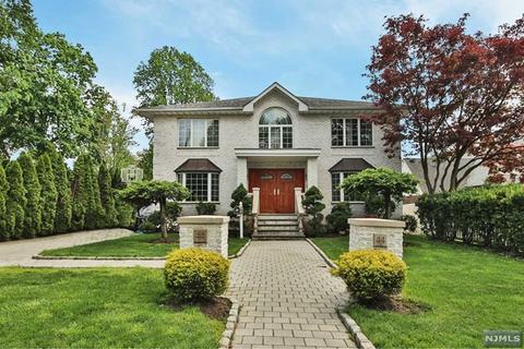 44 Bennett Rd, Teaneck, NJ 07666 photo 1