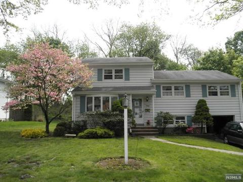 168 Morningside Rd, Paramus, NJ 07652 photo 1
