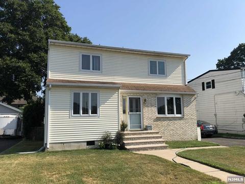 262 Evans Pl, Saddle Brook, NJ 07663 photo 1