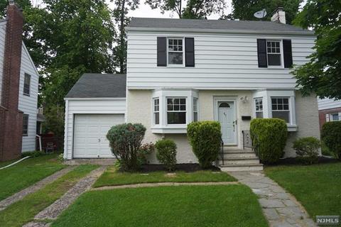 47 E Cedar Ln, Teaneck, NJ 07666 photo 1