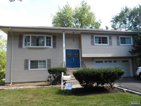 136 Spring Valley Rd, Paramus, NJ 07652 photo 1