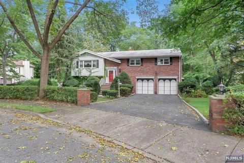 72 Maryland Rd, Paramus, NJ 07652 photo 1