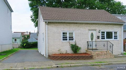 18 Moore Pl, Nutley, NJ 07110 photo 1