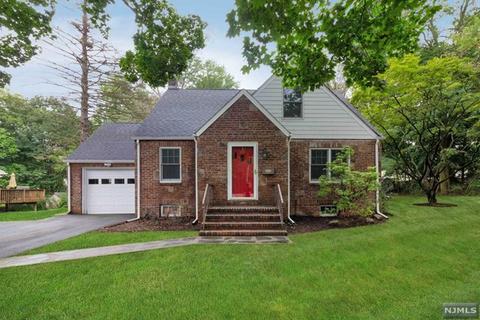 59 Knickerbocker Rd, Closter, NJ 07624 photo 1