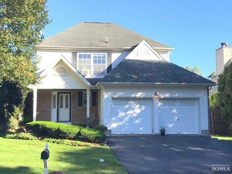 649 Seagull Dr, Paramus, NJ 07652 photo 1