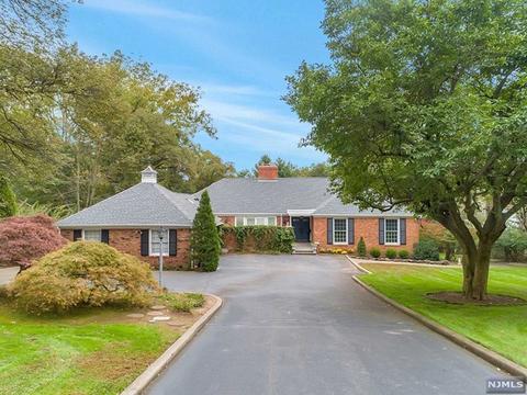 125 Schraalenburgh Rd, Haworth, NJ 07641 - Movoto.com