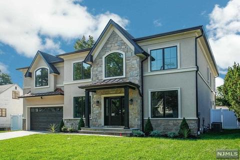 162 Victoria Ave, Paramus, NJ 07652 photo 1