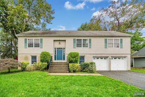 100 Howard St, Dumont, NJ 07628 photo 1