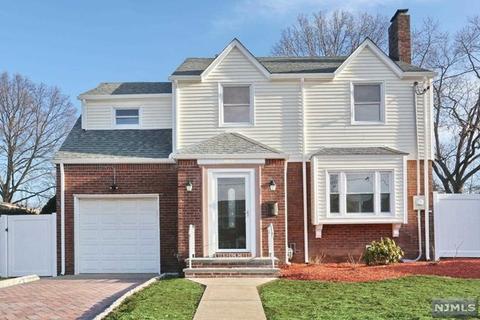 462 Blanchard Ter, Hackensack, NJ 07601 photo 1
