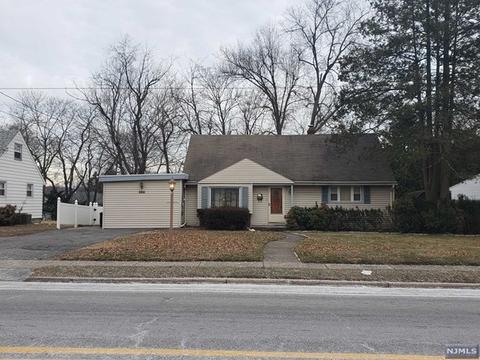 566 Knickerbocker Rd, Cresskill, NJ 07626 photo 1