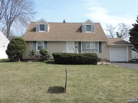536 Salem St, Paramus, NJ 07652 photo 1
