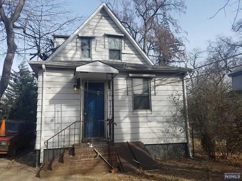 64 Graham Pl, Teaneck, NJ 07666 photo 1