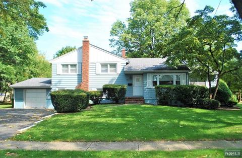 299 Georgian Dr, Paramus, NJ 07652 photo 1