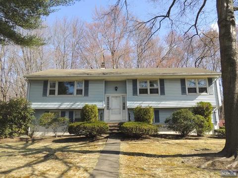 229 Tulip Ln, Paramus, NJ 07652 photo 1