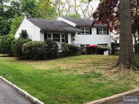 194 Morningside Rd, Paramus, NJ 07652 photo 1