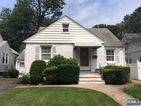 274 Ross Ave, Hackensack, NJ 07601 photo 1