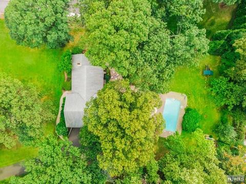 109 Devon Rd, Tenafly, NJ 07670 photo 1