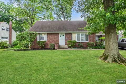 40 7th St, Cresskill, NJ 07626 photo 1