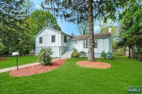 185 4th St, Cresskill, NJ 07626 photo 1