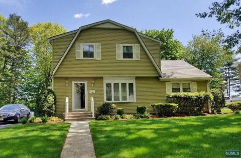434 Gregory Rd, Paramus, NJ 07652 photo 1