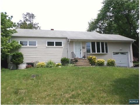 456 N Farview Ave, Paramus, NJ 07652 photo 1