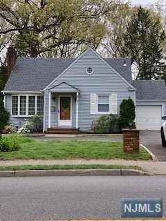 281 N Farview Ave, Paramus, NJ 07652 photo 1